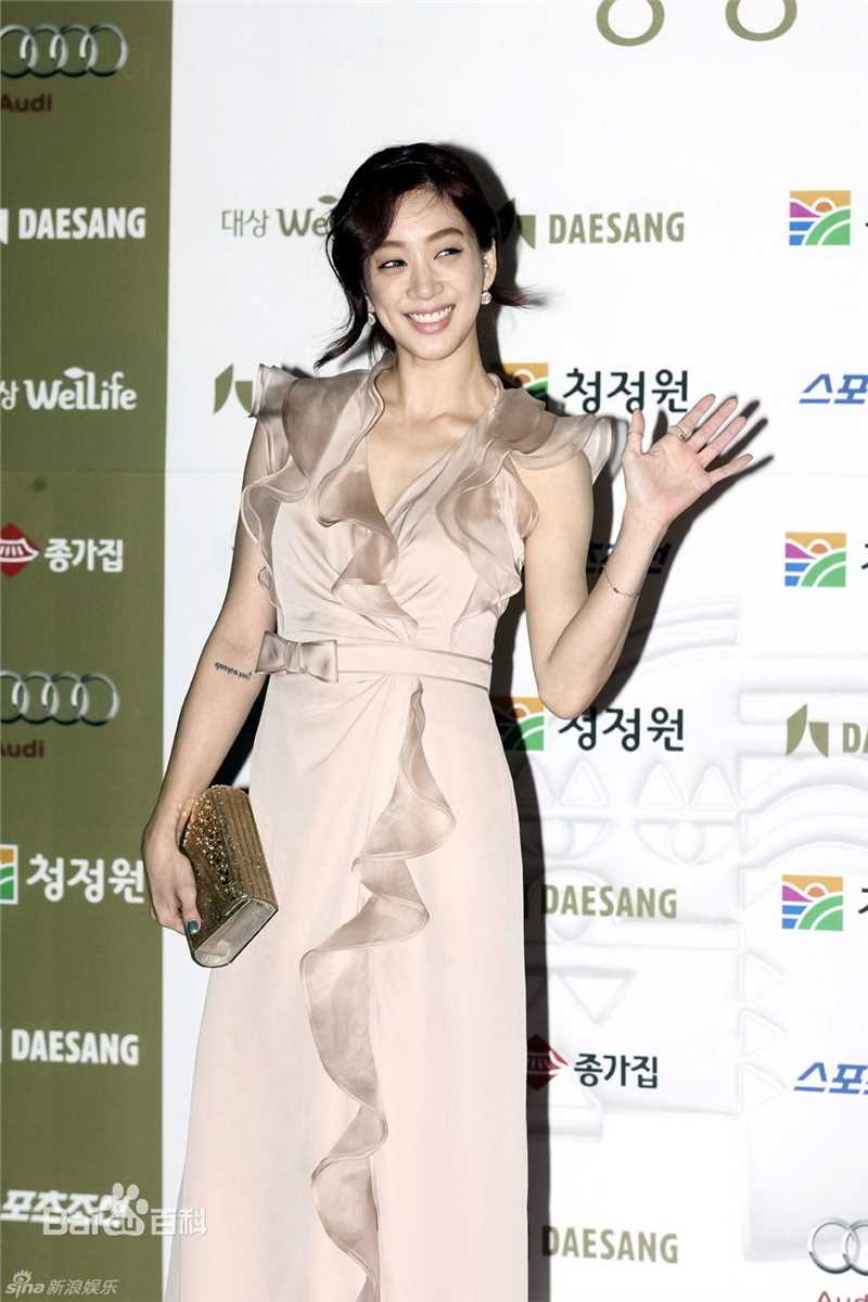 精选郑丽媛(，Jung Ryeo Won)精彩图册