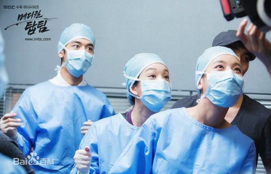 吴涟序( Oh Yeon Seo)医学团队图片图集