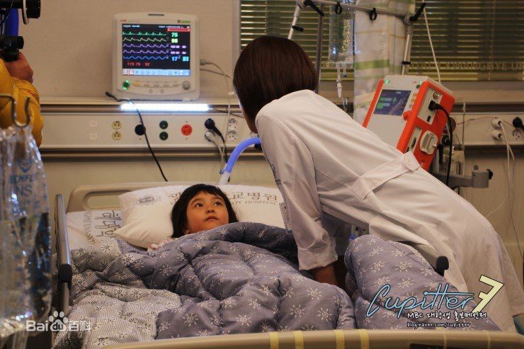 吴涟序( Oh Yeon Seo)医学团队图片图集