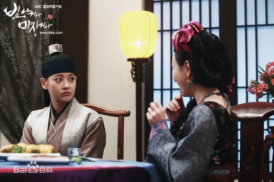 吴涟序( Oh Yeon Seo)辉煌或疯狂图片图册