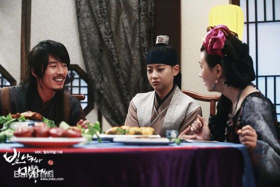 吴涟序( Oh Yeon Seo)辉煌或疯狂图片图册