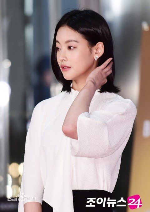 吴涟序( Oh Yeon Seo)2016 S演技大赏前后照片