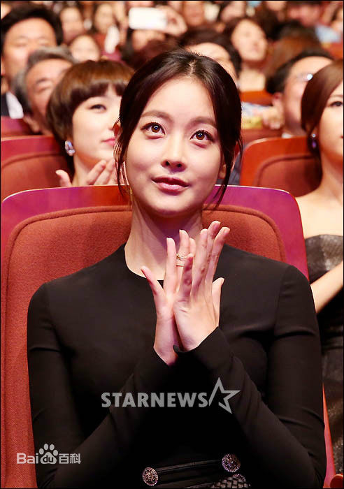 吴涟序( Oh Yeon Seo)2014韩国电视剧大奖性感图片图集