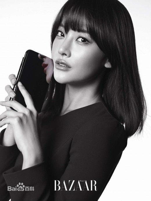 吴涟序( Oh Yeon Seo)三星Galaxy Note2专用壳前后照片