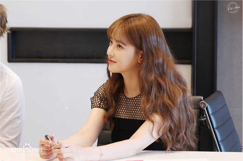 吴涟序( Oh Yeon Seo)我的野蛮女友壁纸壁纸