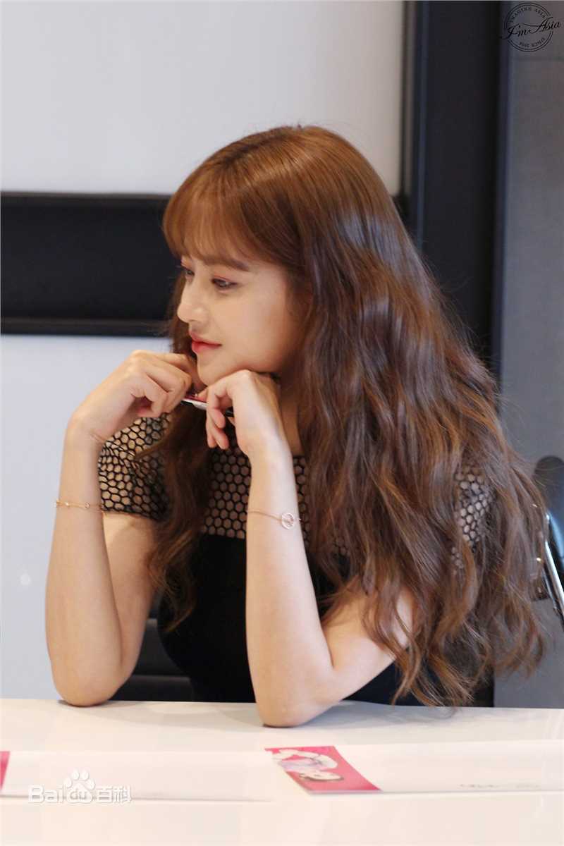 吴涟序( Oh Yeon Seo)我的野蛮女友壁纸壁纸