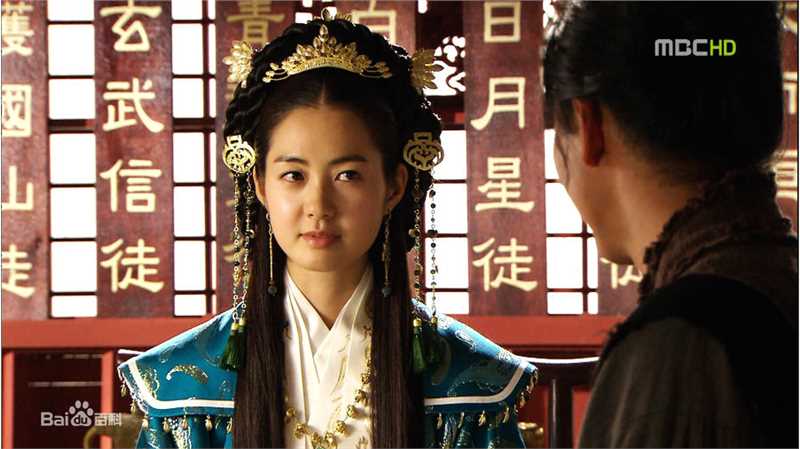 高清李枖原(Lee Yo Won)在《善德女王》中的图集