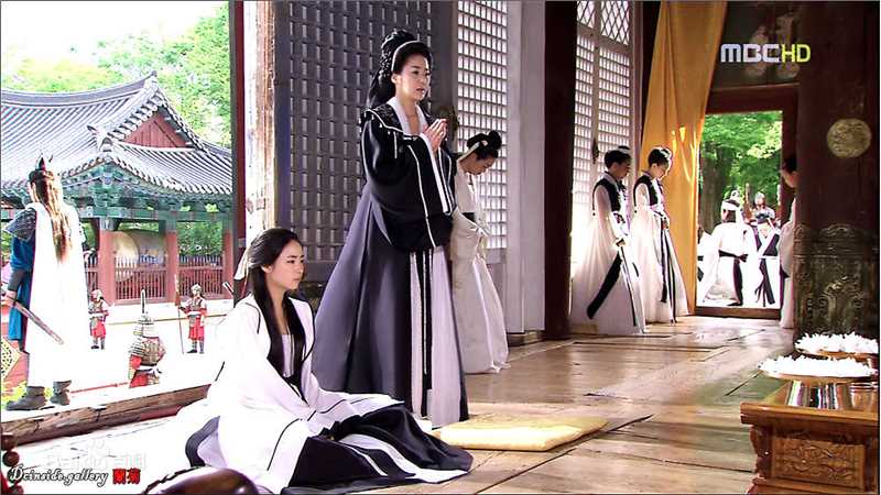 高清李枖原(Lee Yo Won)在《善德女王》中的图集