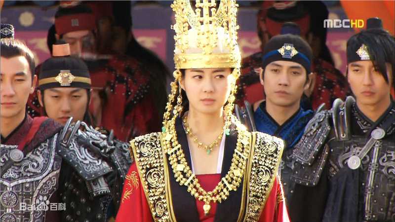 高清李枖原(Lee Yo Won)在《善德女王》中的图集