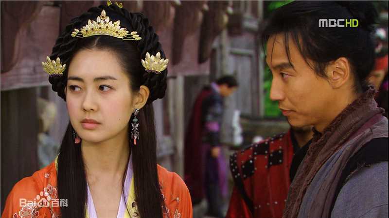 高清李枖原(Lee Yo Won)在《善德女王》中的图集