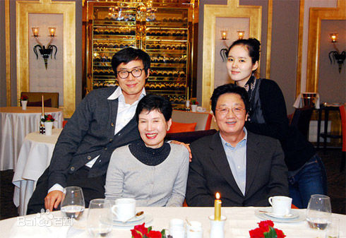 延政勋(Yeon Jung-Hoon)鸳鸯夫妇韩佳人图片图册