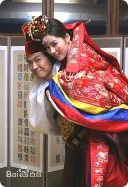 延政勋(Yeon Jung-Hoon)鸳鸯夫妇韩佳人图片图册