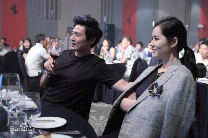 延政勋(Yeon Jung-Hoon)鸳鸯夫妇韩佳人图片图册