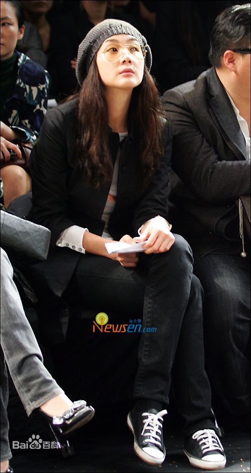 明世彬(，Myoung Sae-Bin)个人生活照生活照相册