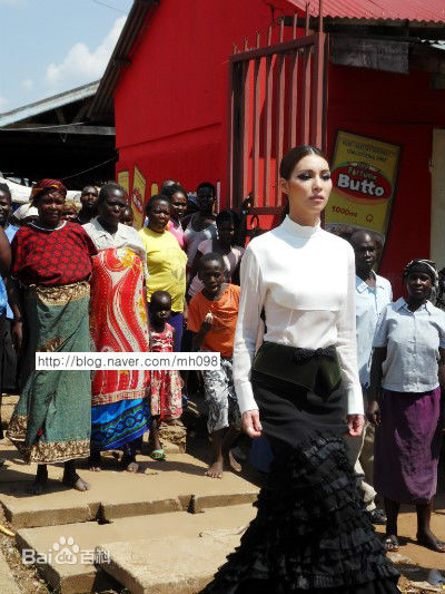 金晶和(Kim Jung-Hwa、 、キム ジョンファ)最全_杂志壁纸