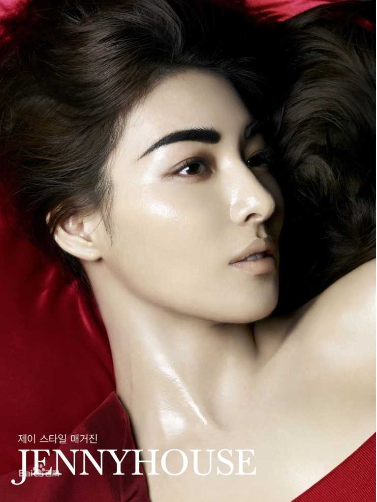 金晶和(Kim Jung-Hwa、 、キム ジョンファ)最全_杂志壁纸