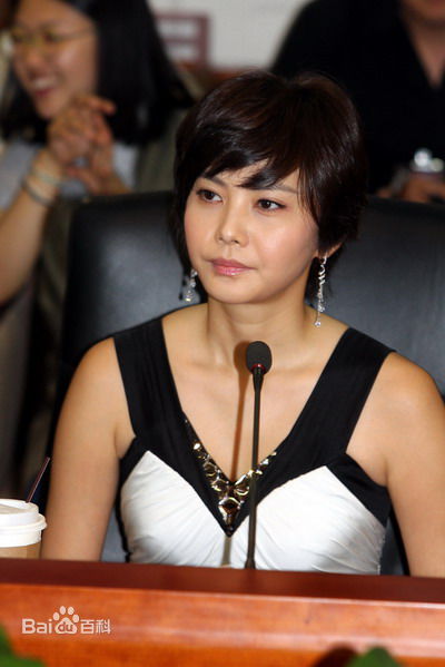 朴正哲()的高清剧照及参加宣传活动的照片