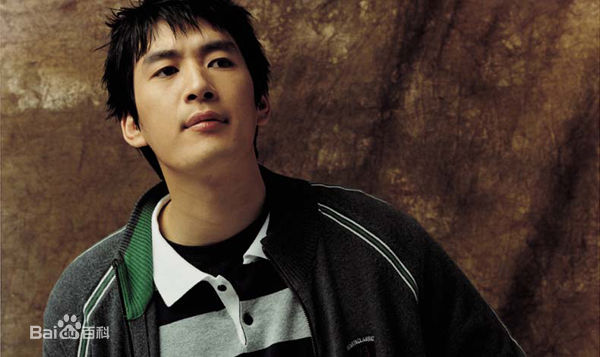 朴正哲()的艺术照及与其他艺人的合照前后照片