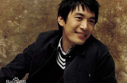 最新朴正哲()壁纸