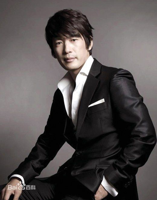 最新朴正哲()壁纸