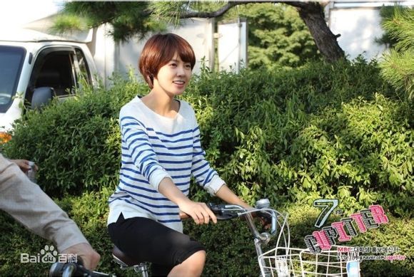 最全崔允英()在MBC独幕剧《世界上最伟大的事》中的壁纸