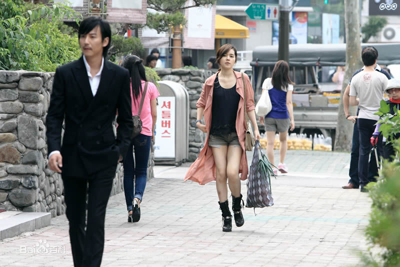 金南佶( Kim Nam Gil)坏男人生活照