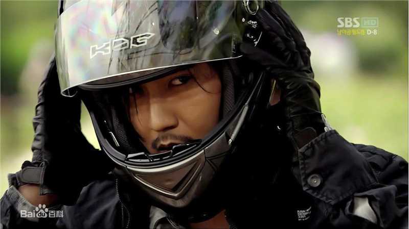 金南佶( Kim Nam Gil)坏男人生活照