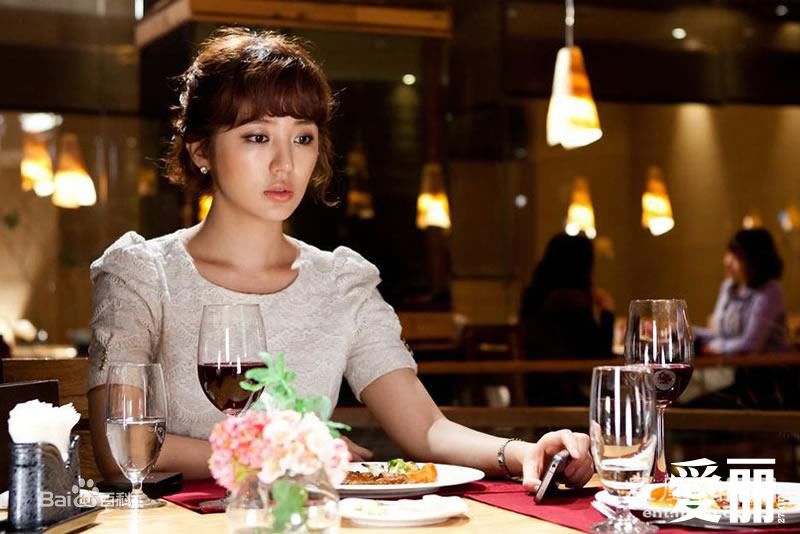 许仁茂我的黑色小礼服前后照片