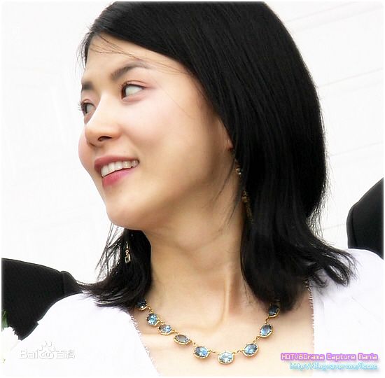 李宝英(Lee Bo Young)剧照