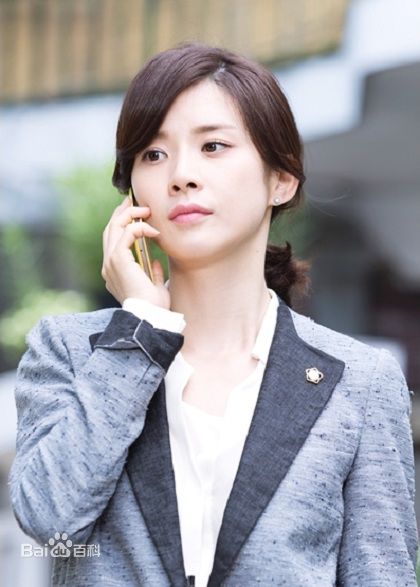 李宝英(Lee Bo Young)剧照
