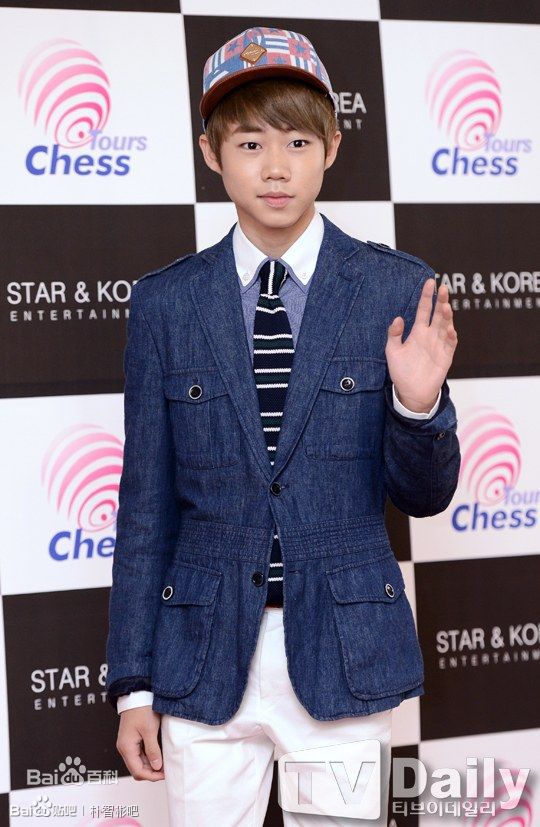 朴智彬(Park Ji Bin)活动图壁纸壁纸