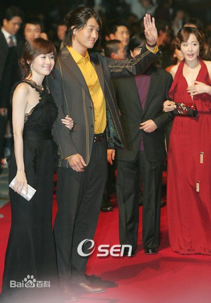 严智苑()最优质剧照