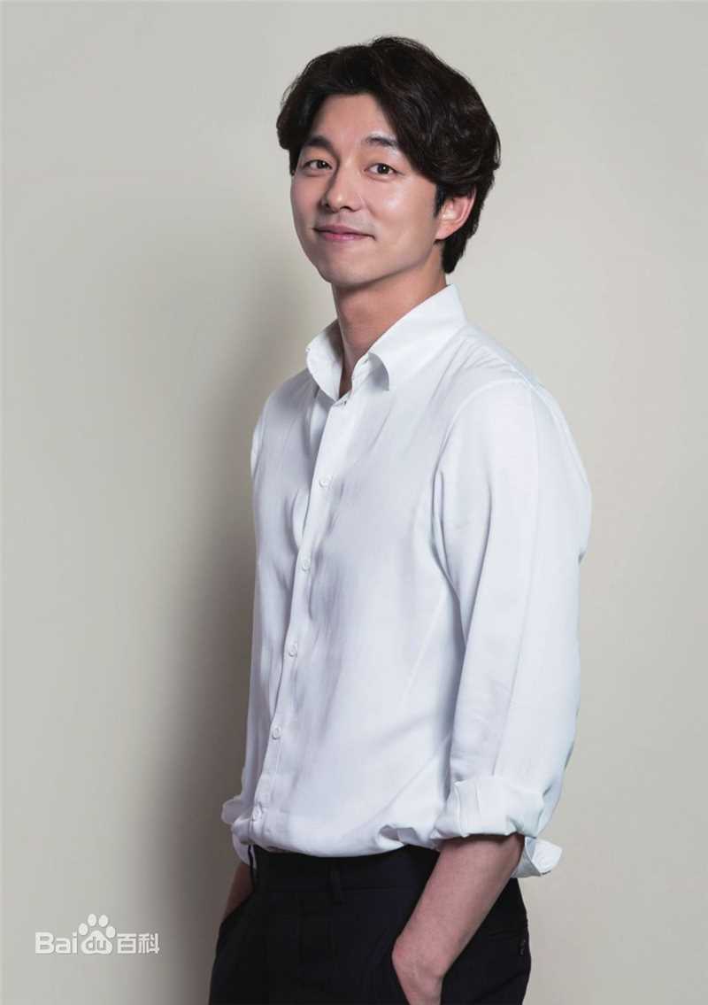 孔刘( （韩文）Gong Yoo（英文）)采访相关图集素颜照相册