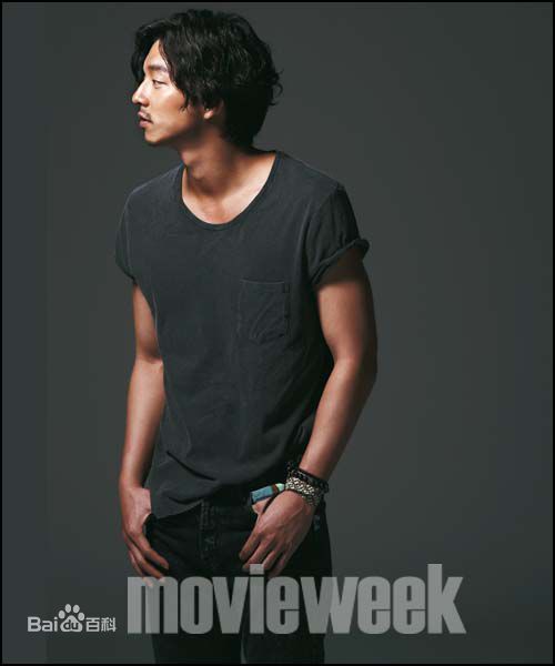 孔刘( （韩文）Gong Yoo（英文）)采访相关图集素颜照相册