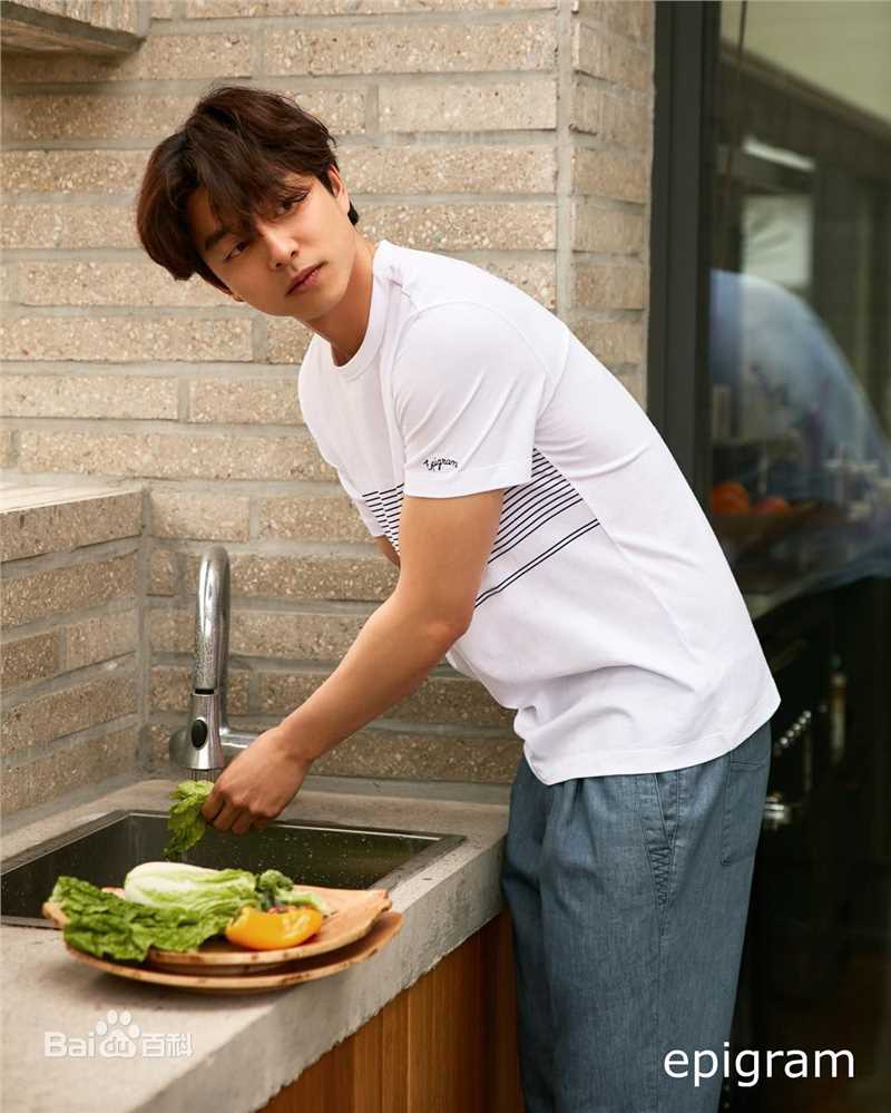 孔刘( （韩文）Gong Yoo（英文）)代言图集性感图片壁纸