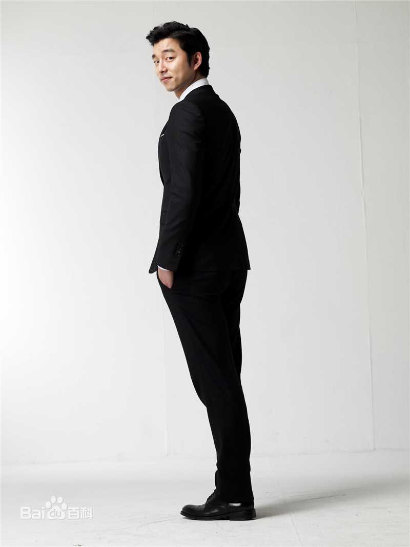 孔刘( （韩文）Gong Yoo（英文）)代言图集性感图片壁纸