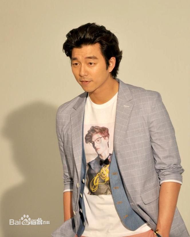 孔刘( （韩文）Gong Yoo（英文）)代言图集性感图片壁纸