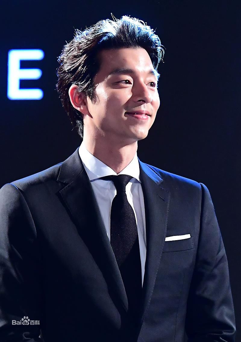 孔刘( （韩文）Gong Yoo（英文）)代言图集性感图片壁纸