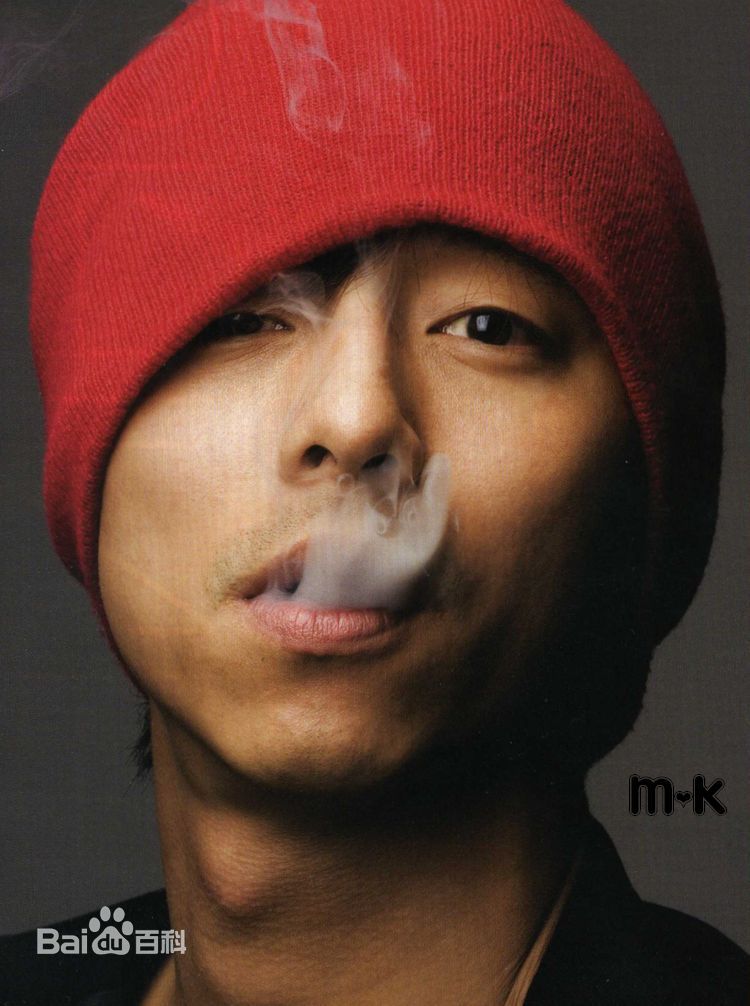 孔刘( （韩文）Gong Yoo（英文）)作品相关图集图片图册