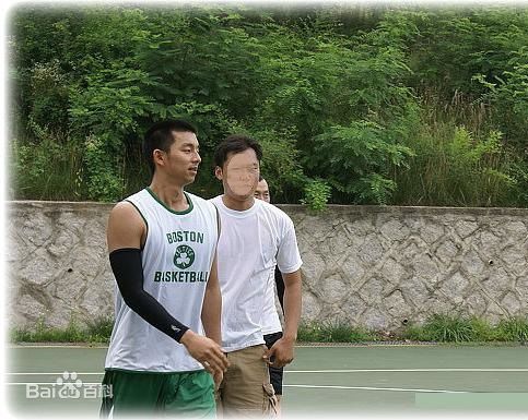 孔刘( （韩文）Gong Yoo（英文）)从军影集图册