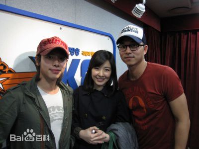 孔刘( （韩文）Gong Yoo（英文）)出席活动图集图册