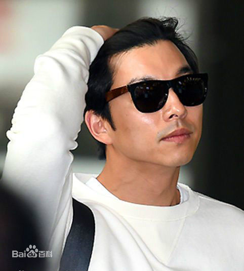 孔刘( （韩文）Gong Yoo（英文）)出席活动图集图册