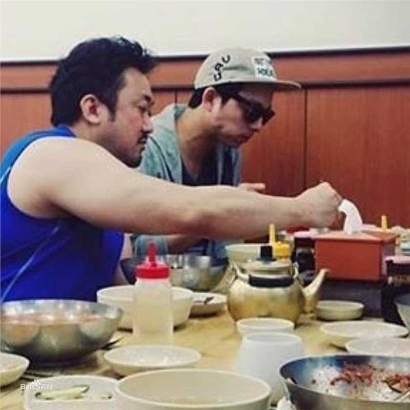 孔刘( （韩文）Gong Yoo（英文）)活动相关图集壁纸壁纸