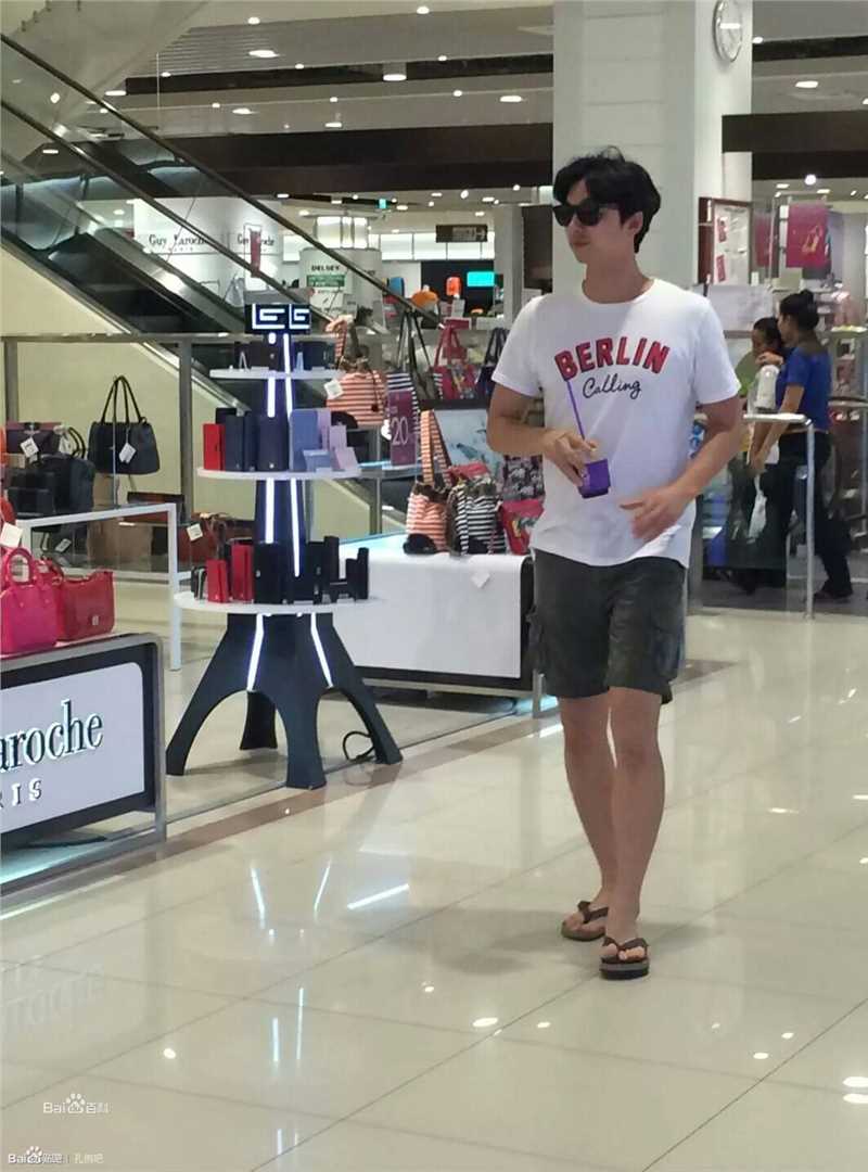 孔刘( （韩文）Gong Yoo（英文）)活动相关图集壁纸壁纸