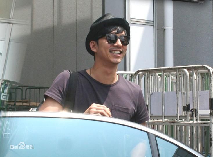 孔刘( （韩文）Gong Yoo（英文）)见面会相关图册图片图集