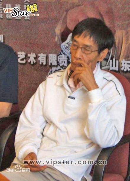 颜冠英个人照片图册