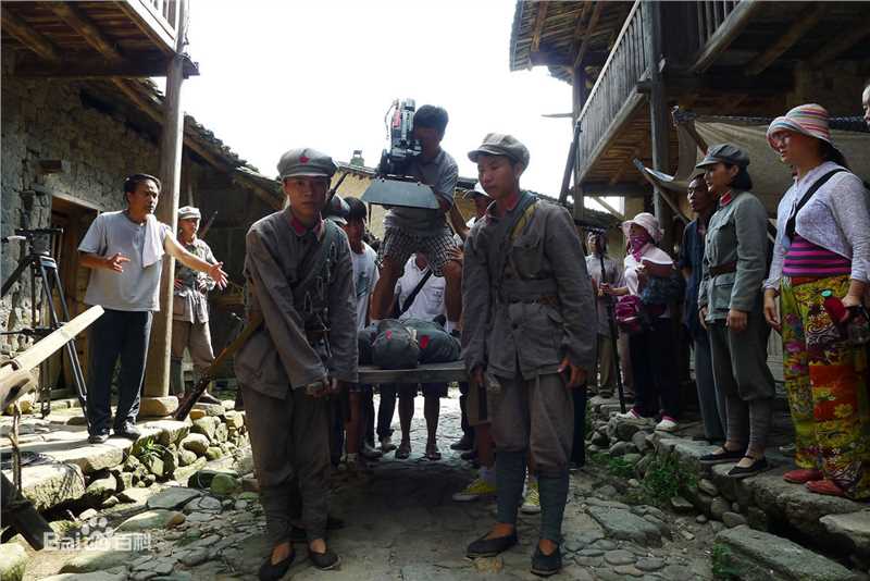 最优质李俊岩在《少共国际师》拍摄现场中的相册