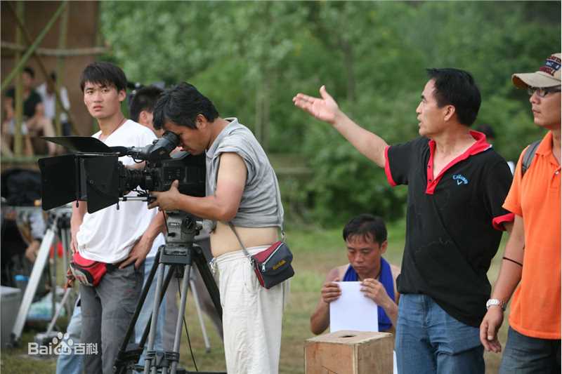 最优质李俊岩在《少共国际师》拍摄现场中的相册