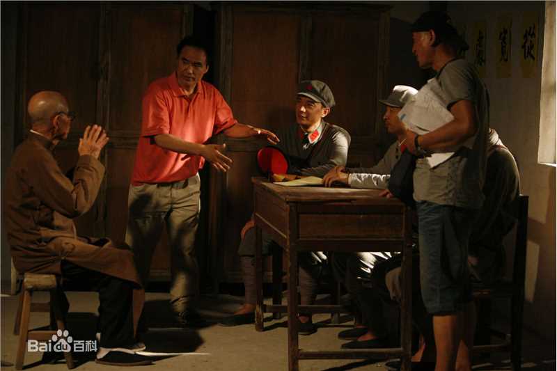 最优质李俊岩在《少共国际师》拍摄现场中的相册