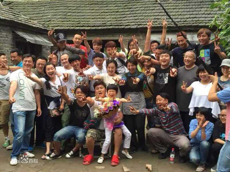 高清王天泽(Lucas)在《俺娘田小草》饰演李小浩片场资料影集中的图册